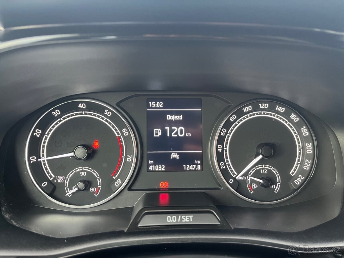 ŠKODA FABIA 1,0 MPi 1.MAJITEL - 9