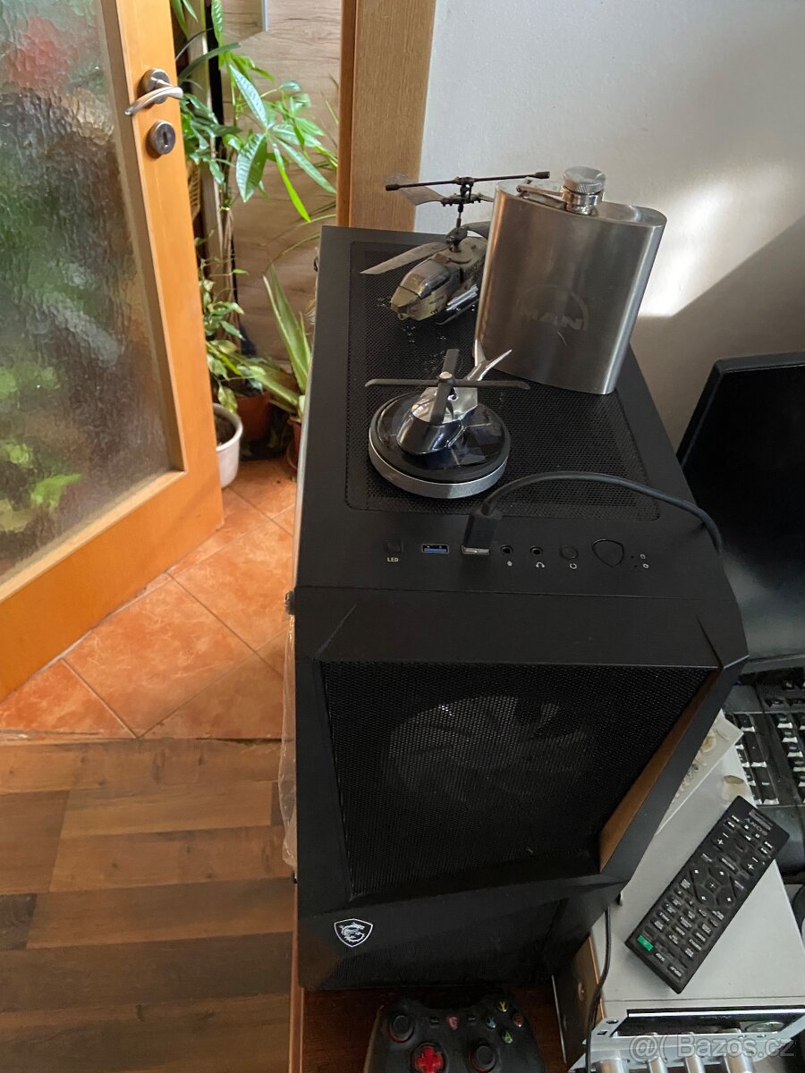 Prodám stolní pc jako nové MSI. - 9