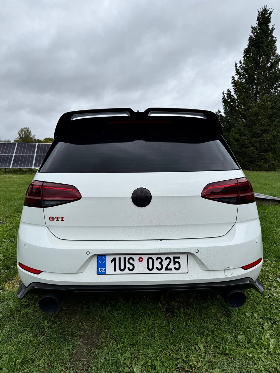 Volkswagen Golf 7.5 GTI performace 231kw - 9