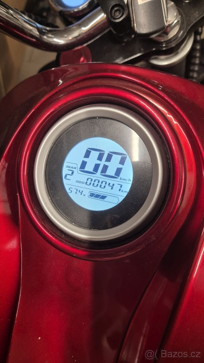 Elektroskútr – chopper 2.0kW - 9