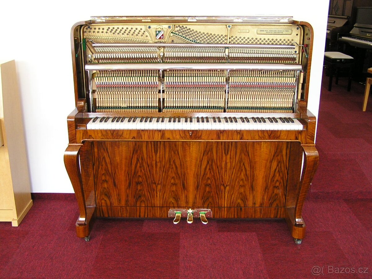 prodám pianino zn.Petrof mod.F - 9