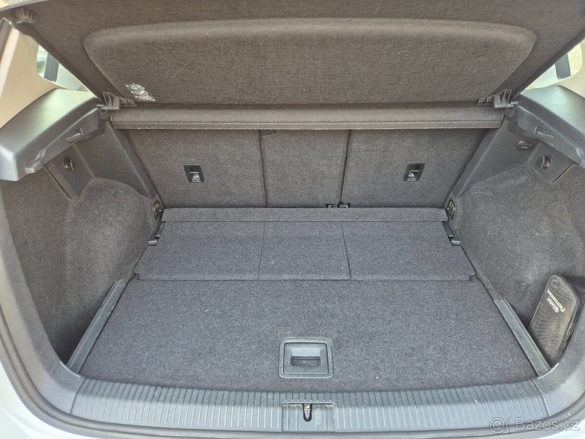 VW Golf Sportsvan,1.2TSi,81KW,KLIMA,1 MAJITEL,R.V.2015 - 9