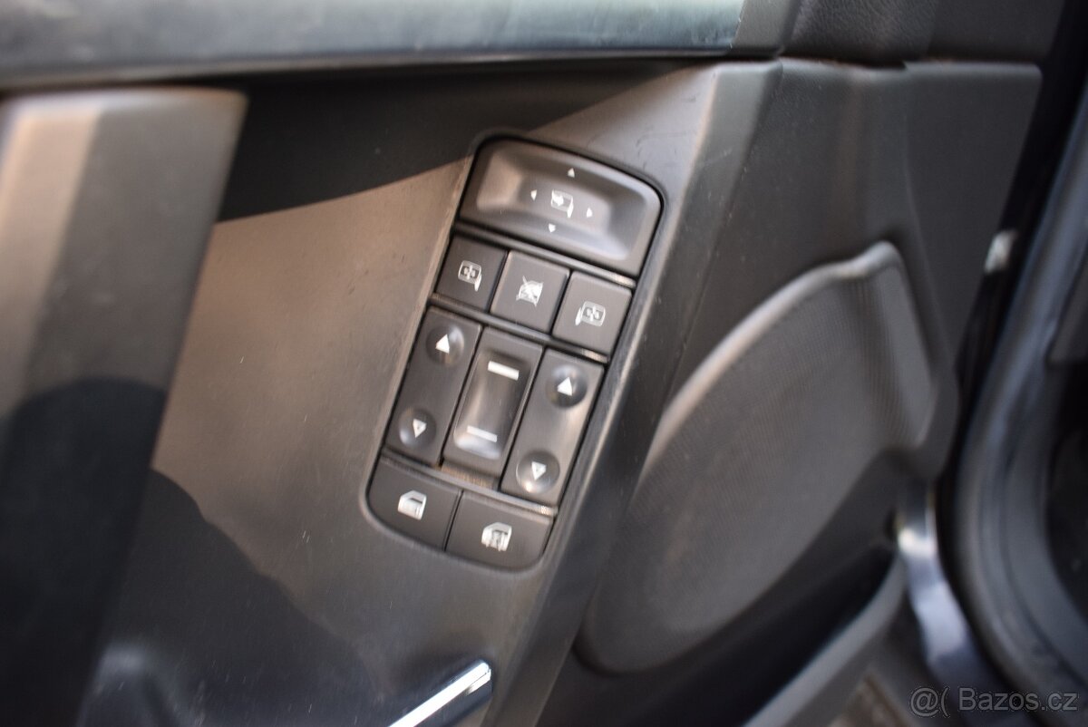 Opel Vectra 1,8 16V BEZ KOROZE,SUPER STAV - 9