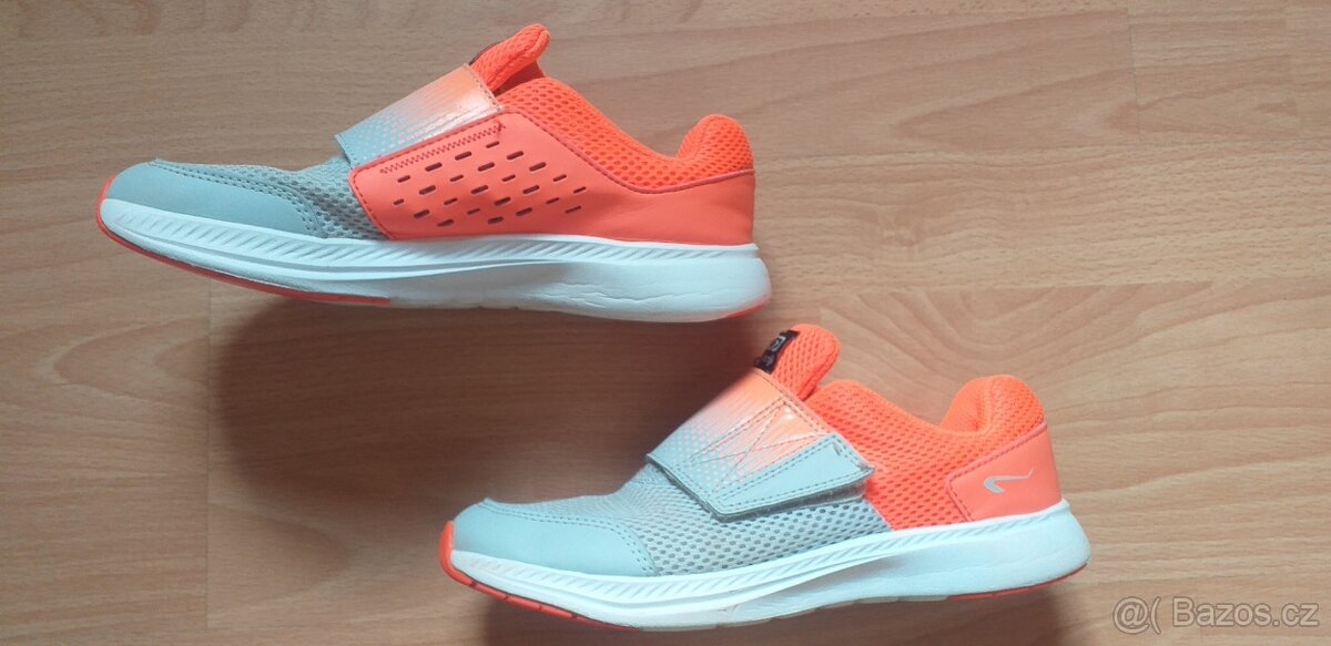 dívčí/dámská sportovní obuv - 9