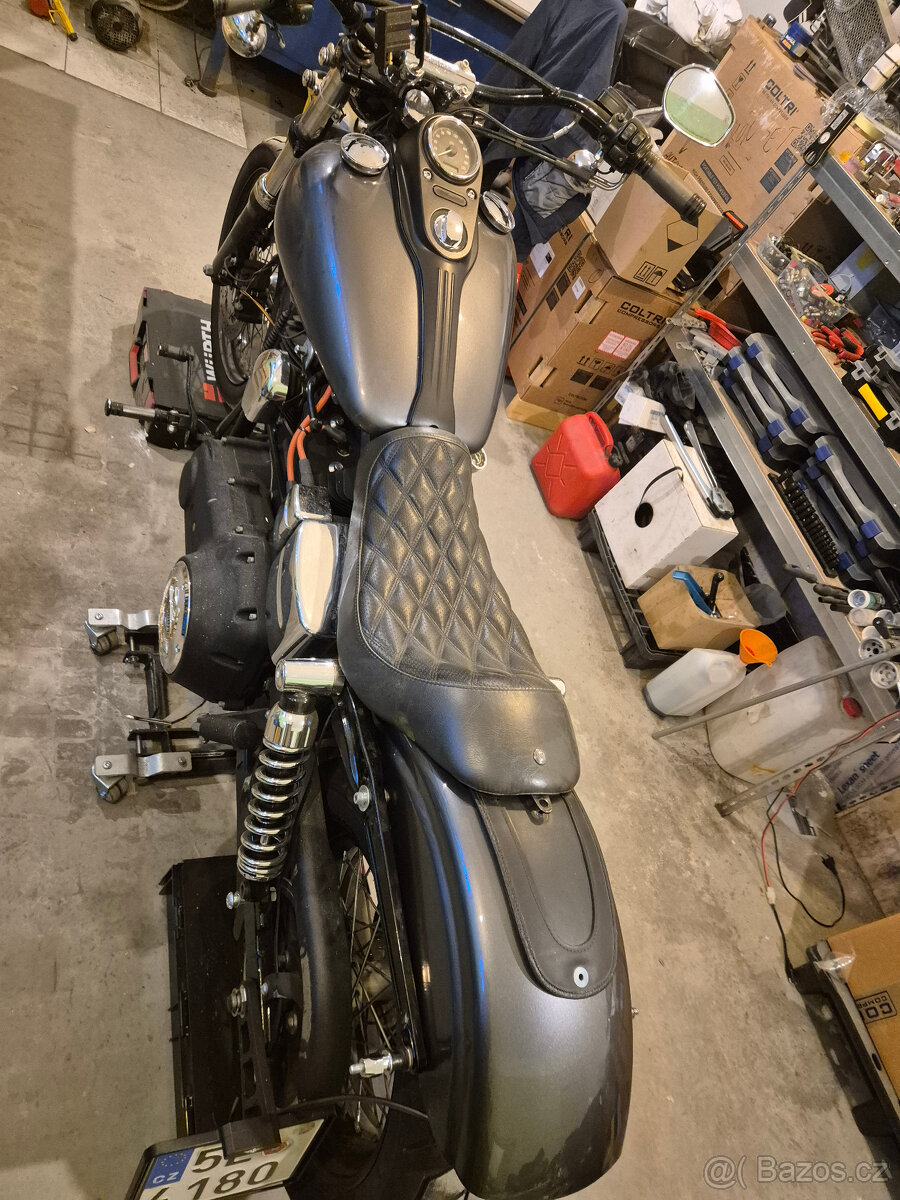 Harley Davidson StreetBob - 9