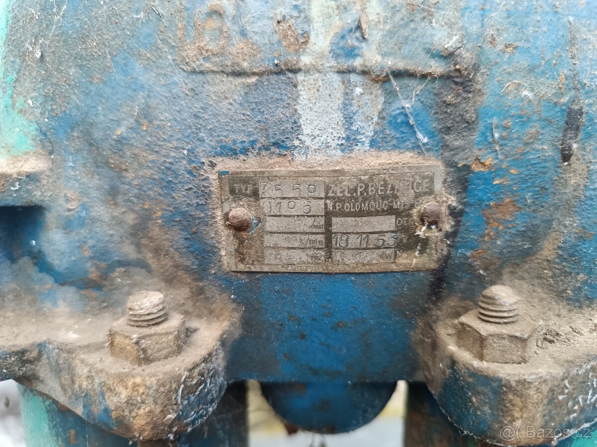 Retro dílenské vybavení - 9