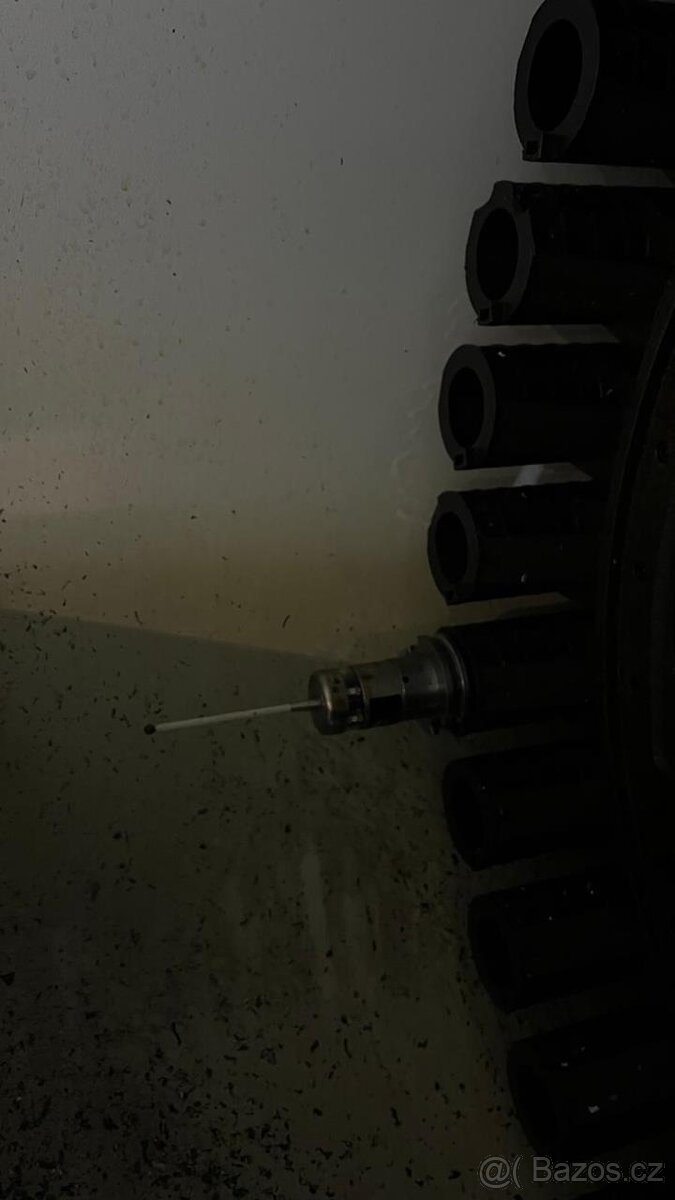 Obráběcí centrum (vertikální) MIKRON VCE 1600 PRO - 9