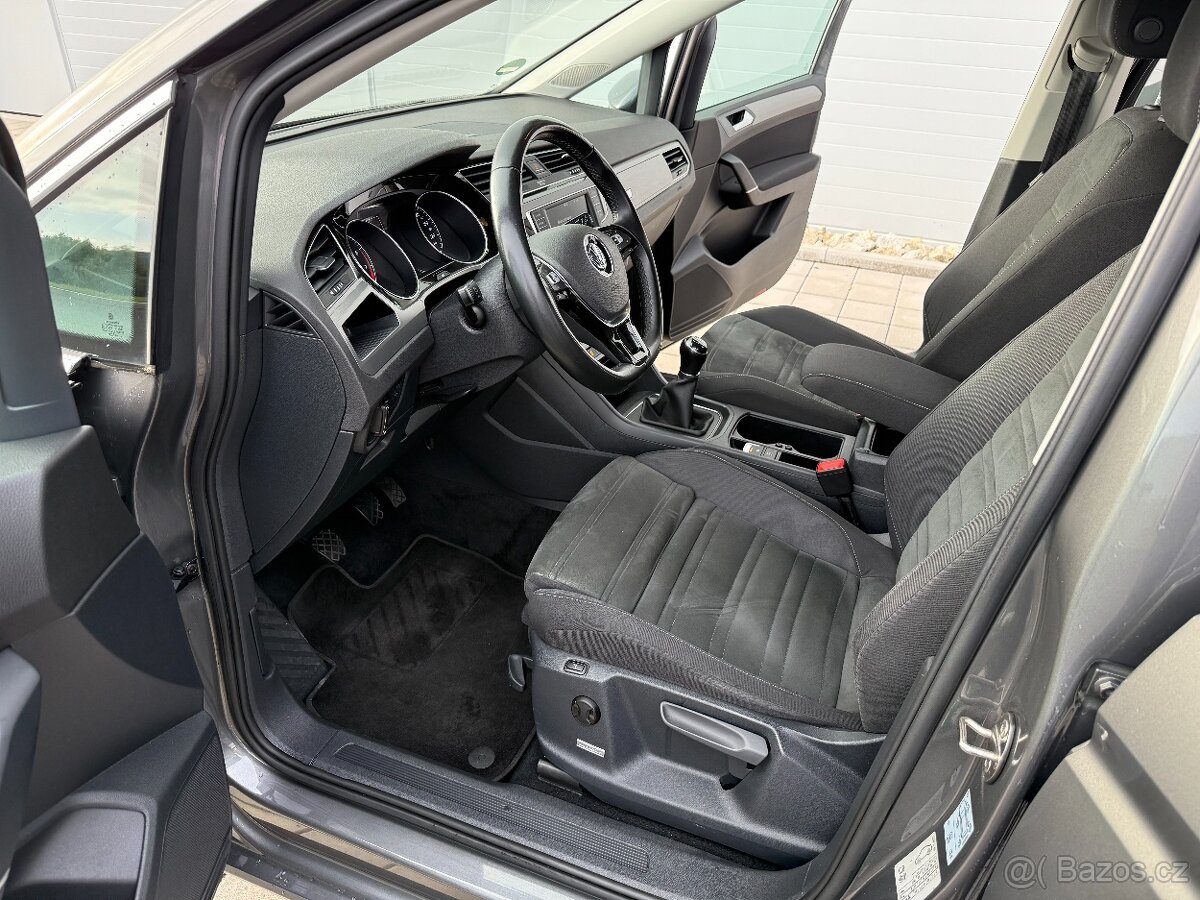 VW Touran III, rok 2016, 1.2TSI 81 kW, servis VW, 177.171 km - 9