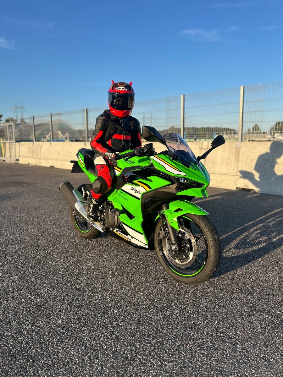 Kawasaki Ninja 500 SE, 2025 - 9