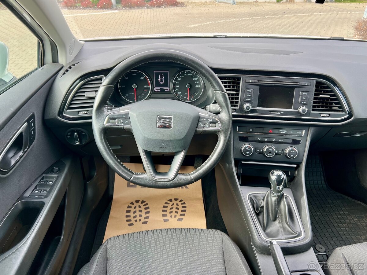 Seat Leon 1,6 TDi 77kW Style - 9