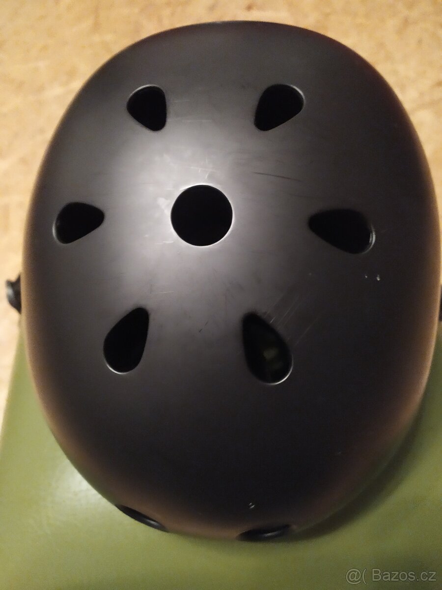 Přilba + chrániče pro děti - 9
