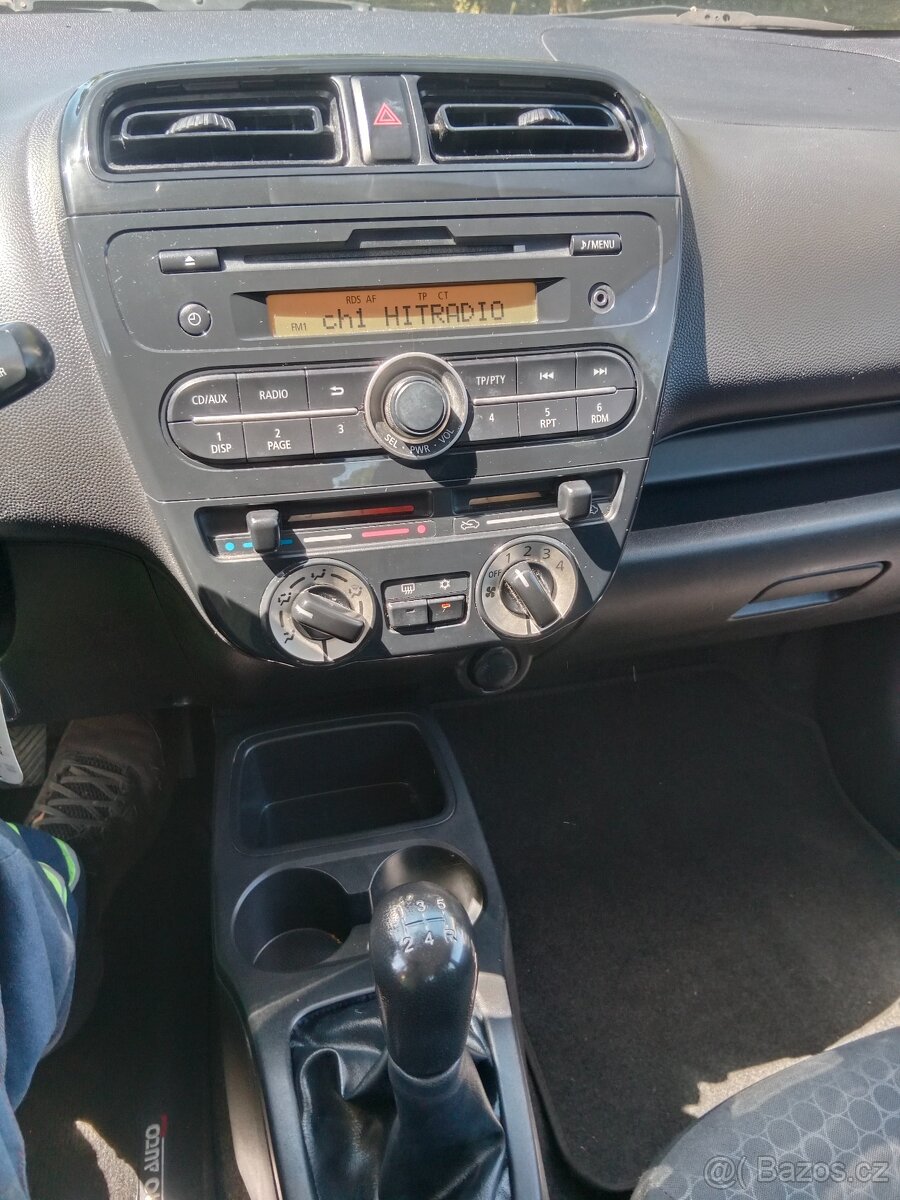 Mitsubishi Space Star - 9