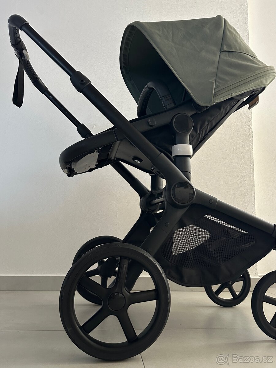 Kočárek Bugaboo Fox 5 Black & Forest green - 9