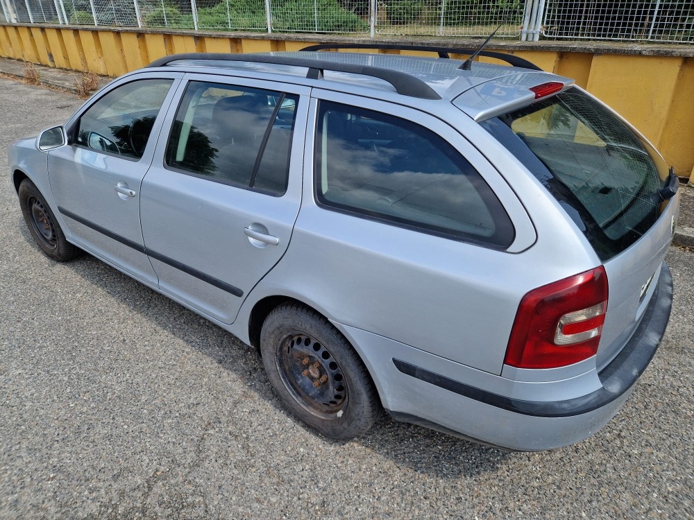 Škoda Octavia 2, 1.9 TDI, 77 kW - 9
