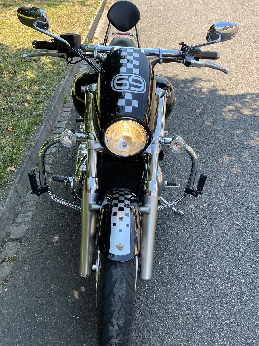 Triumph  Thunderbird 1600 - 9