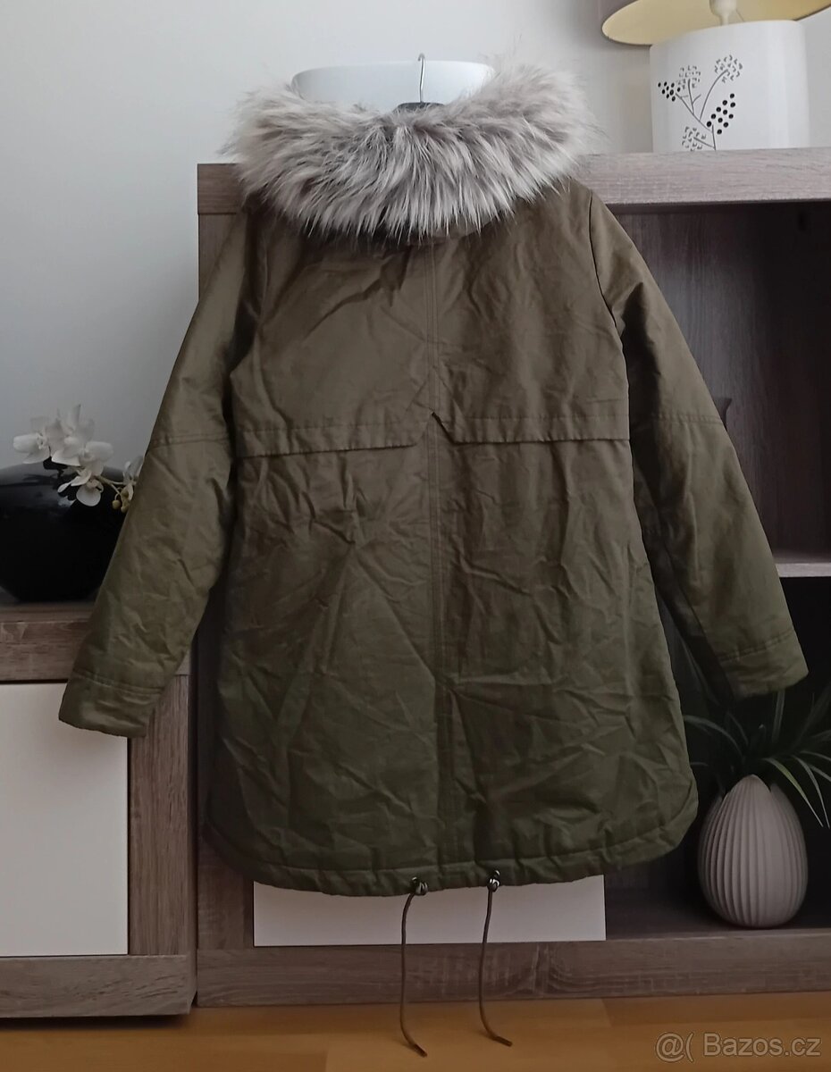 F&F dámská zimní bunda parka vel. M/L - 9