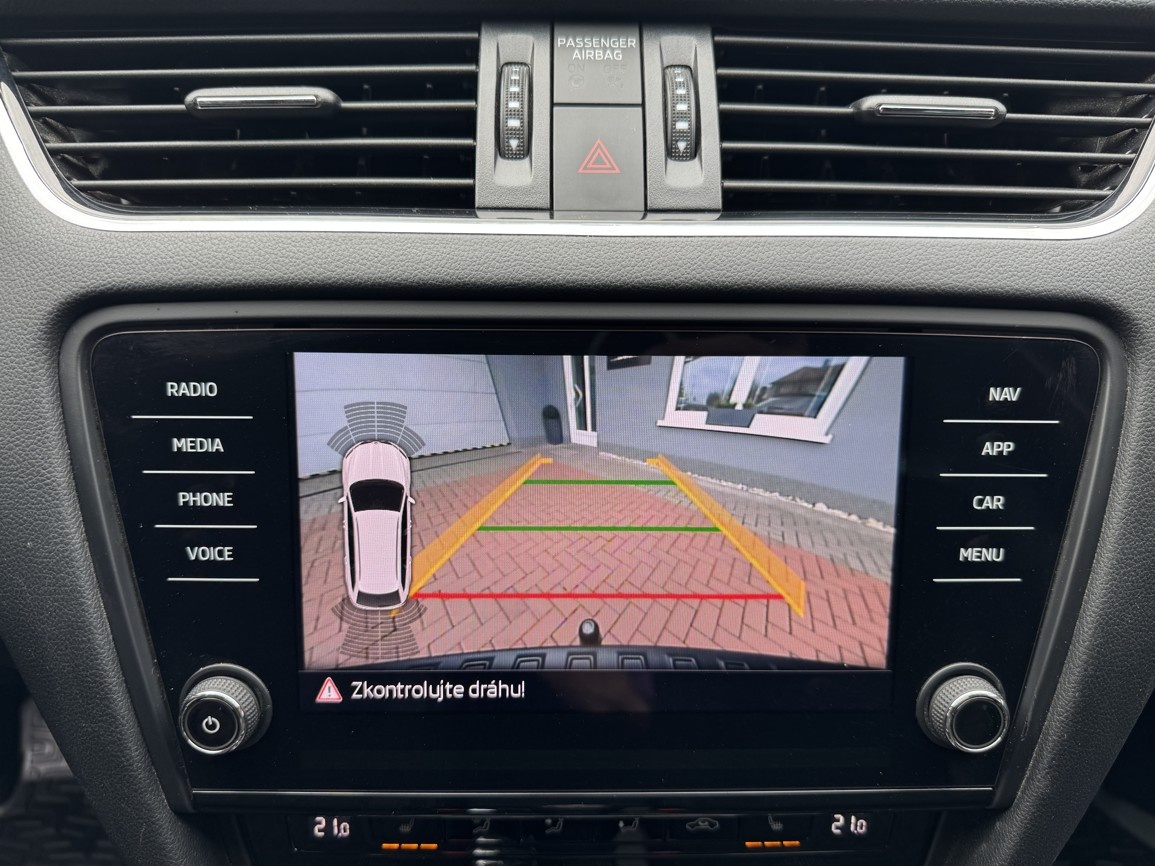 Škoda Octavia 1.4TSi Drive Full LED Navi Digi Klima DAB - 9