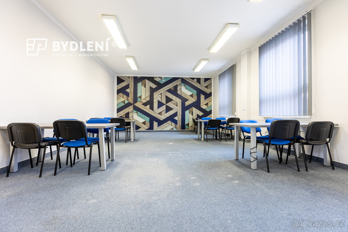 Pronájem komerčního prostoru 153 m², Teplice – Modlanská uli - 9