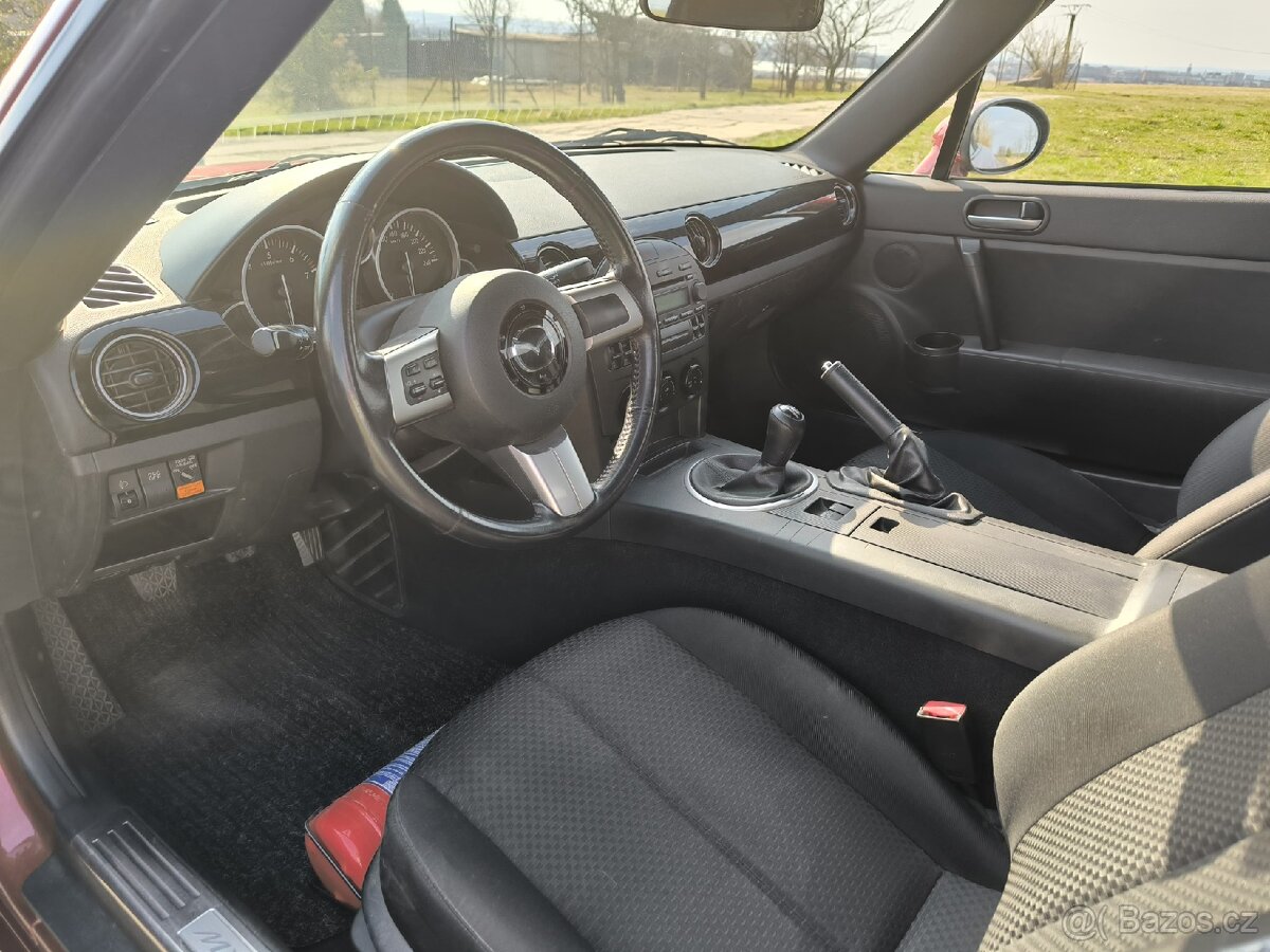 Mazda MX5 NC 2.0 - 9