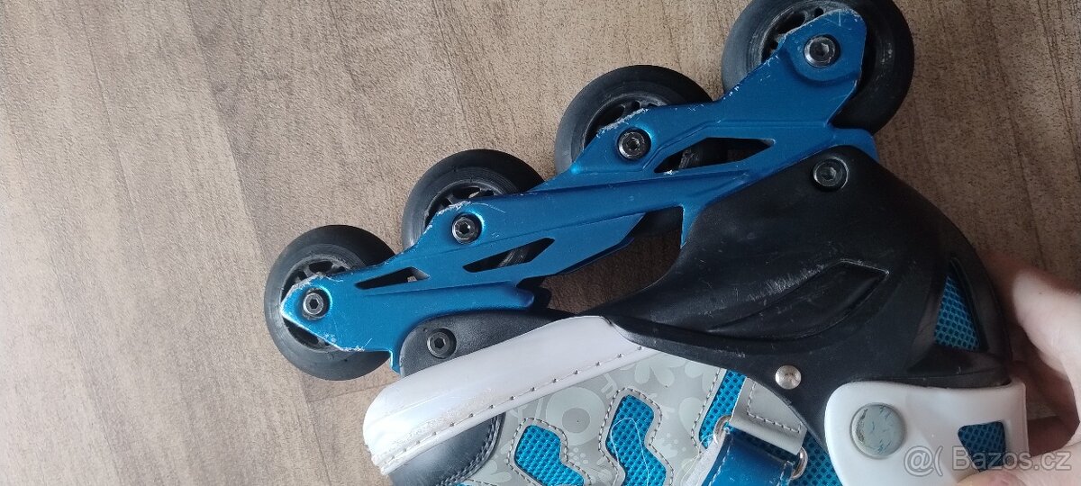Kolečkové brusle - 9