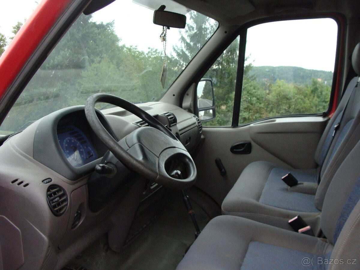 Renault Master, 2.5 D, L2H2, 6 míst,167000 km - 9