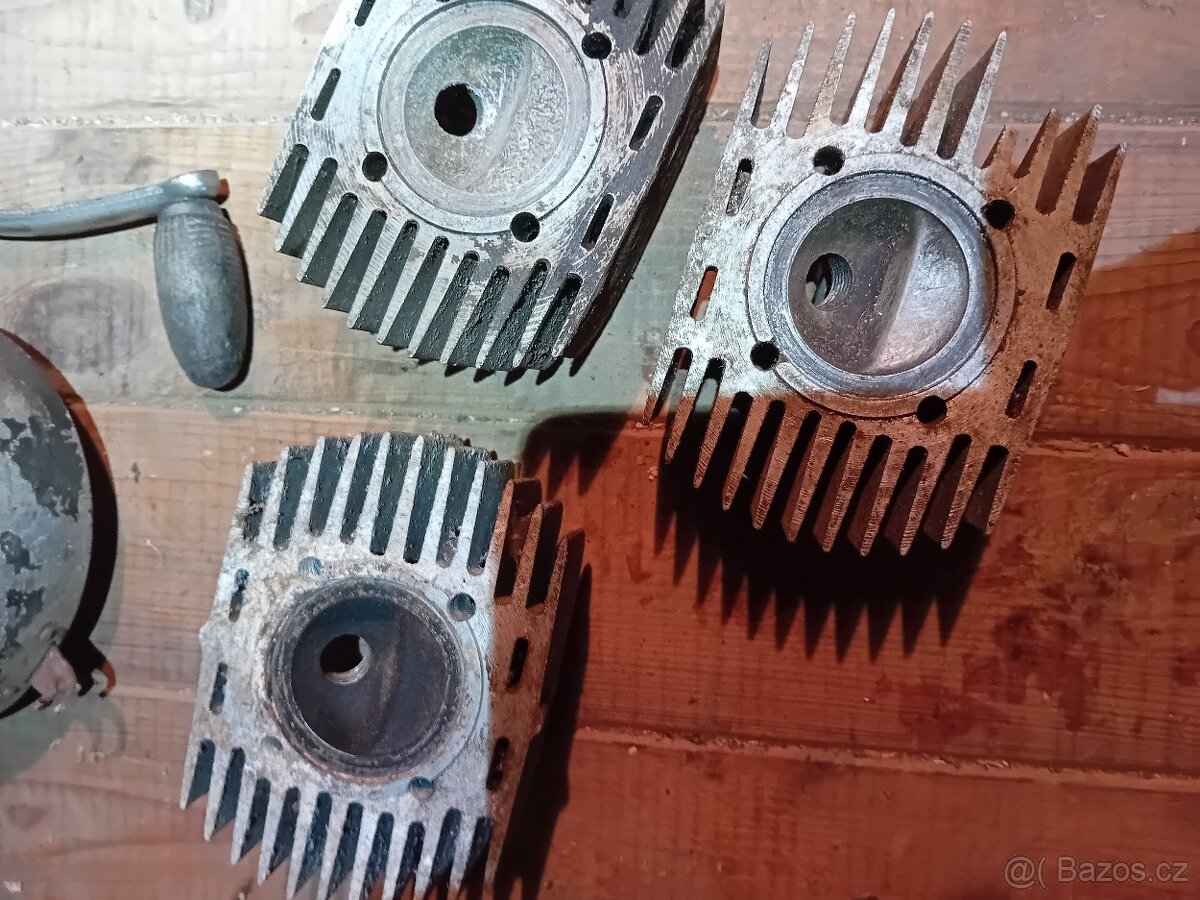 Nahradni dily jawa 50/20,21,23 - 9