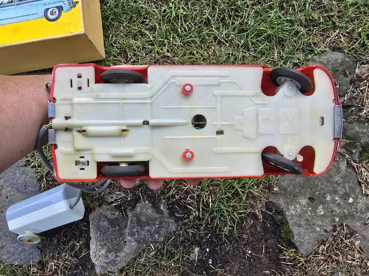 TATRA 603 PRESUS S KRABICÍ - 9