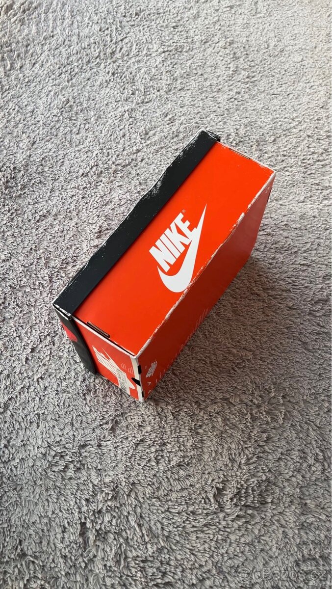 Air Jordan 1 High OG UNC Reimagined - 9