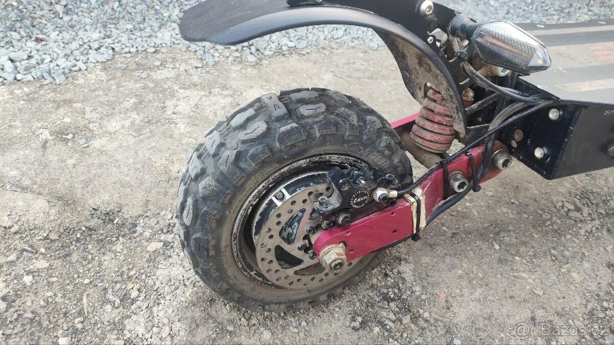 Boyueda s3 a Laotie TI-30 - 9