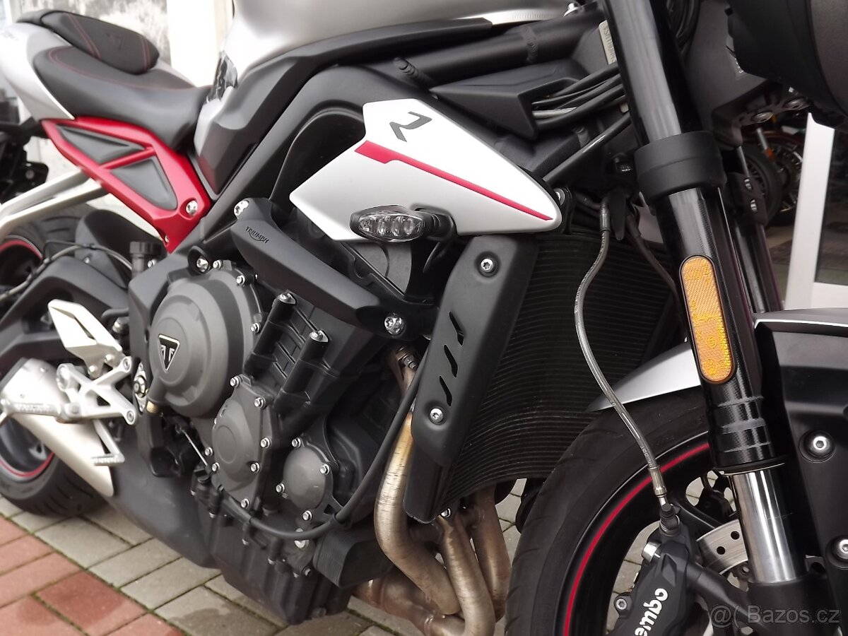 Triumph Street Triple 765 - 9