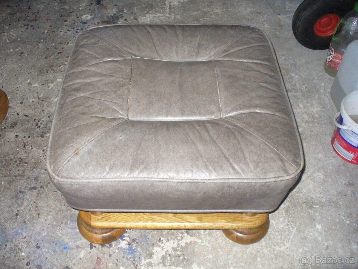 kožené křeslo + taburet - 9