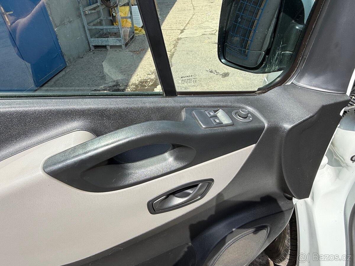 Renault Trafic 1.6 TDi (8 míst) 2018 rok - 9