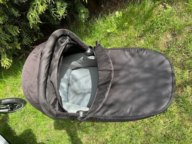 Kočárek Thule Urban Glide 2 Majolica Blue s korbičkou - 9