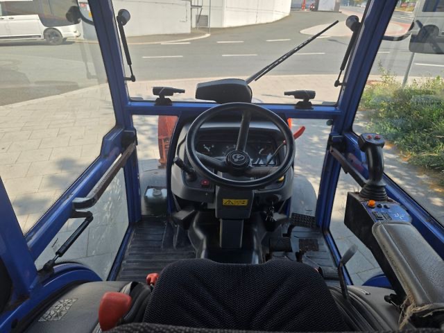 Malotraktor iseki 4295 21kw R.v.2014 pouze 798 hodin - 9