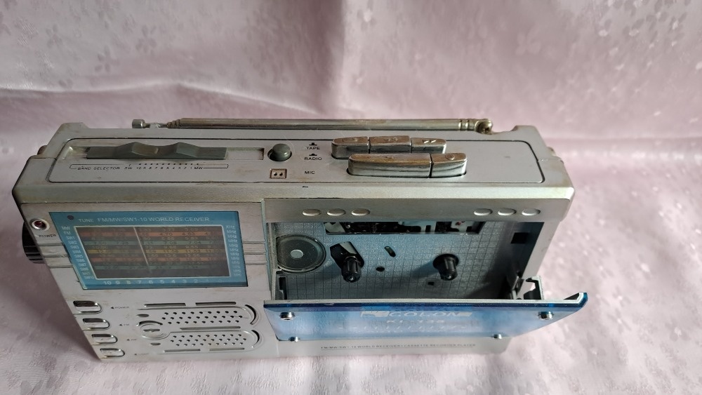 RETRO KAZEŤÁKY GRUNDIG a COLON - 9