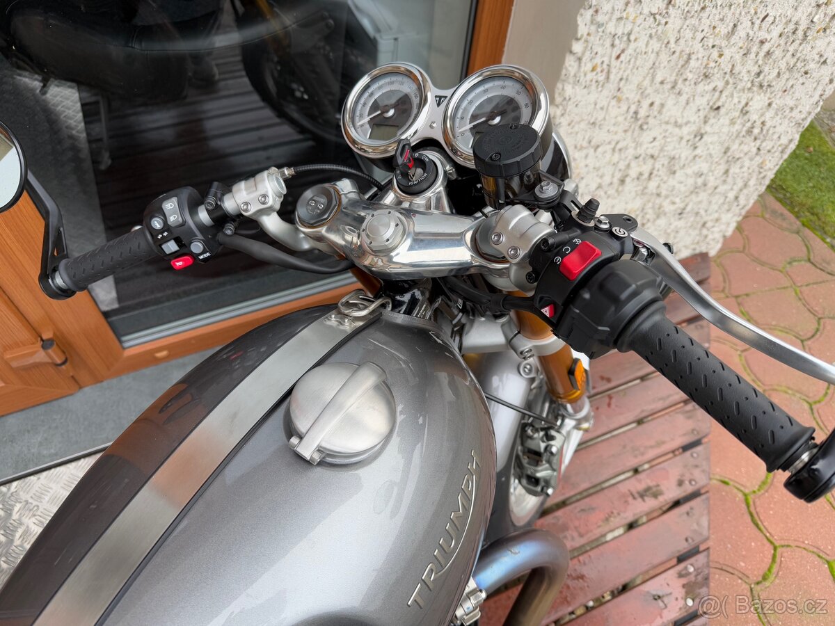 Triumph Thruxton 1200 R / ČR / 2020 - 9