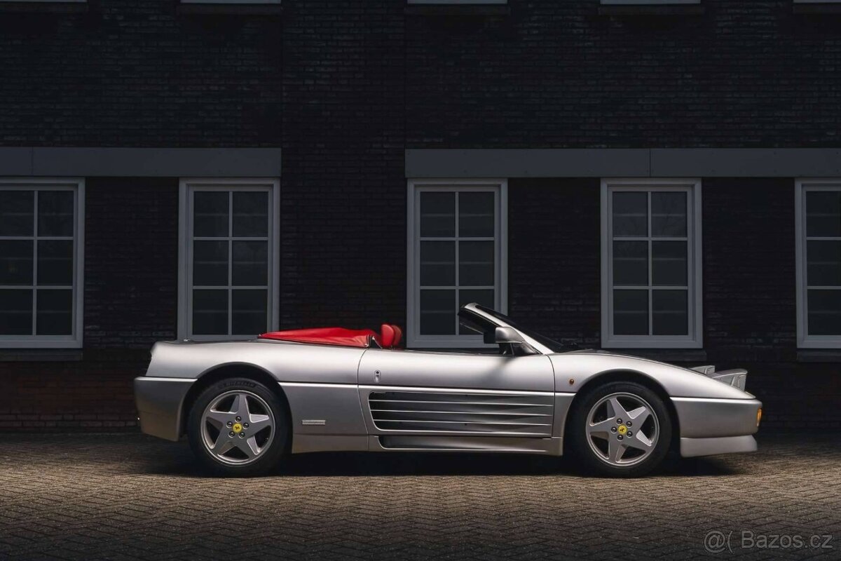 Ferrari 348 Spider z roku 1994 - 9