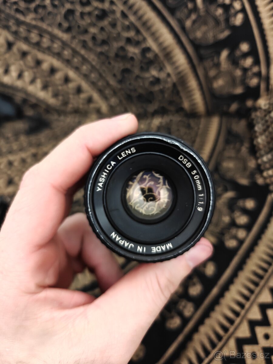 Yashica FR1 a objektiv 50mm f1.9 - 9