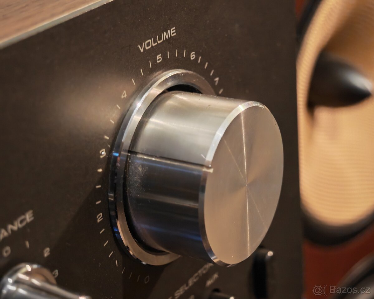 REZERVACE Zesilovač Technics - 9