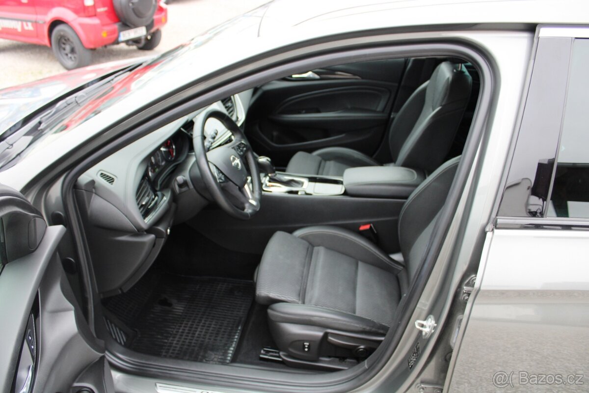 Opel Insignia 2,0 CDTI AUTOMAT, r.v.2018, servis OPEL - 9