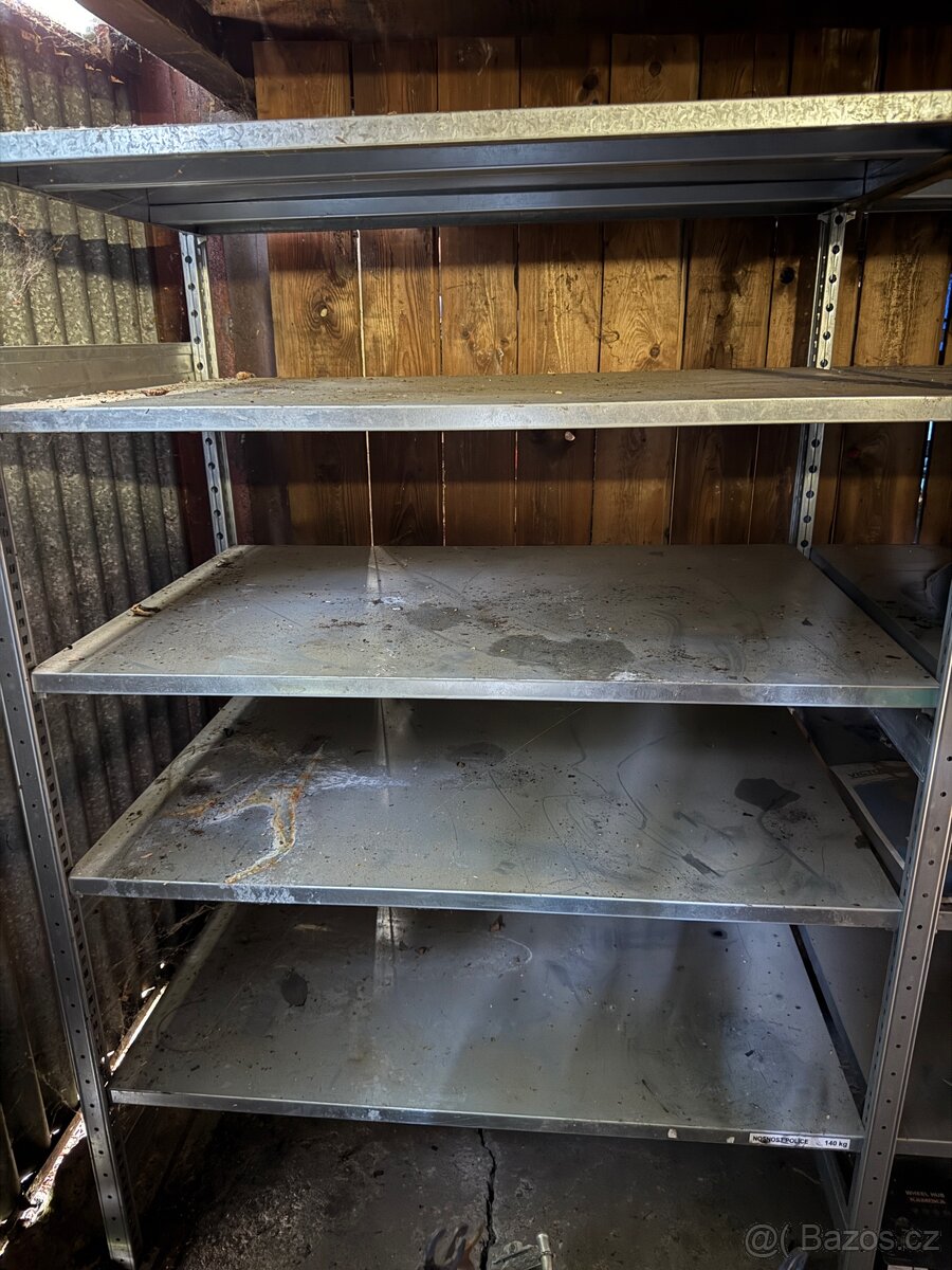 Kvalitní pozinkované regály - 9