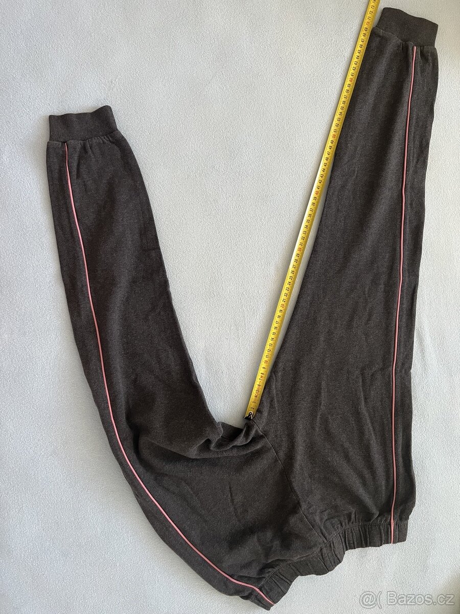 Tepláková souprava zn. F&F vel. 12-13 let - 9