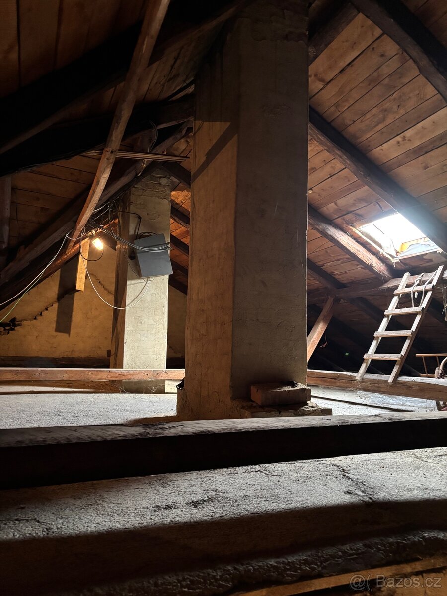Prodej rodinného domu - 9