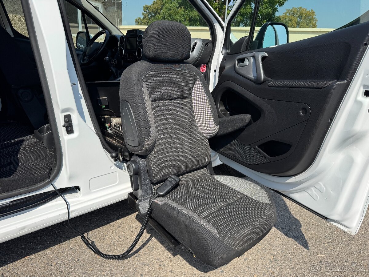 Peugeot Partner Tepee 2017 1.6 HDI úprava pro ZTP - 9