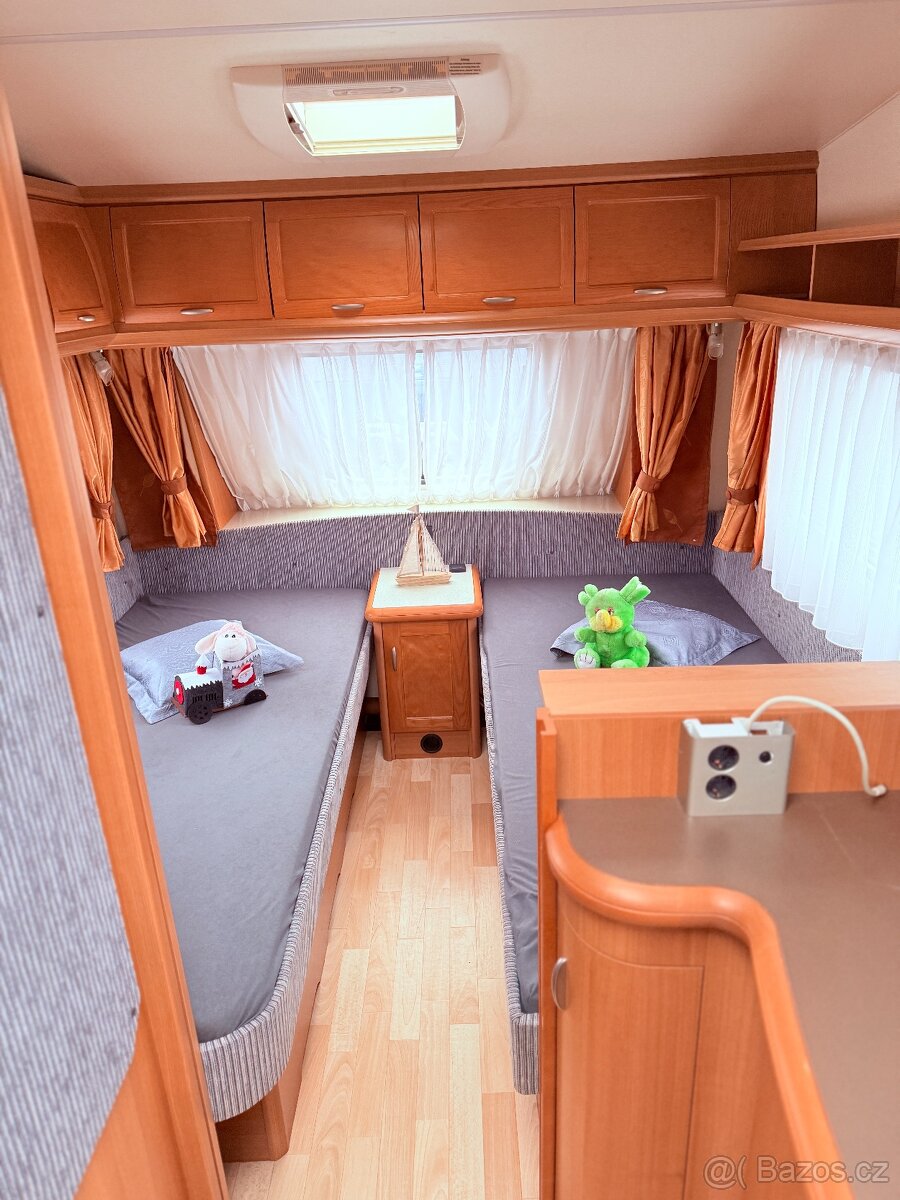 Hobby Prestige 540 UL/2009/DĚLENÁ LŮŽKA/1.600KG/4MÍSTA - 9