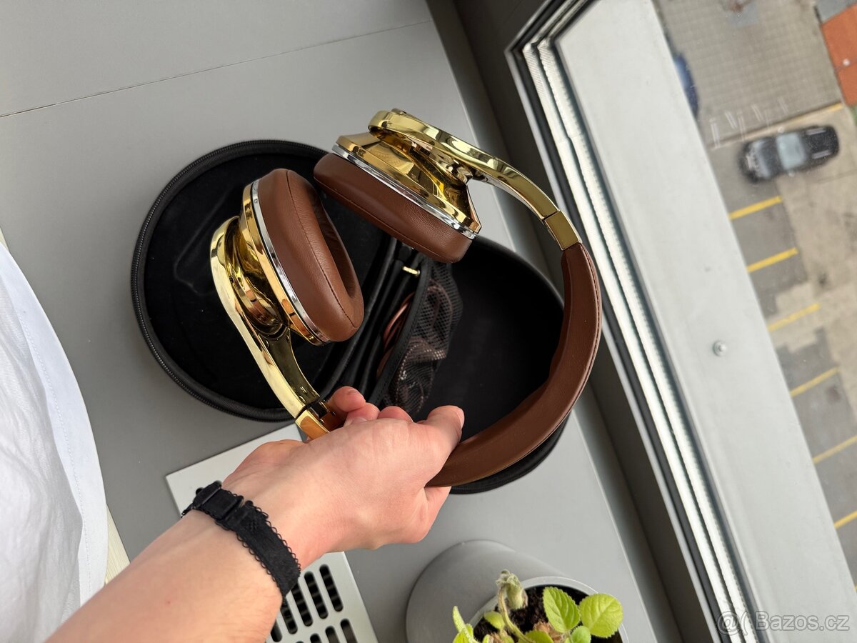 Bluetooth sluchátka Bluedio UFO – velmi dobrý stav - 9