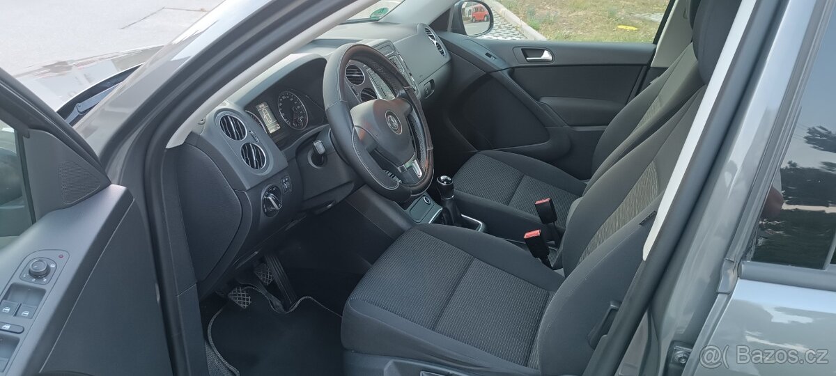 VW Tiguan Trend 1,4tsi-92kw-benzín-navigace - 9