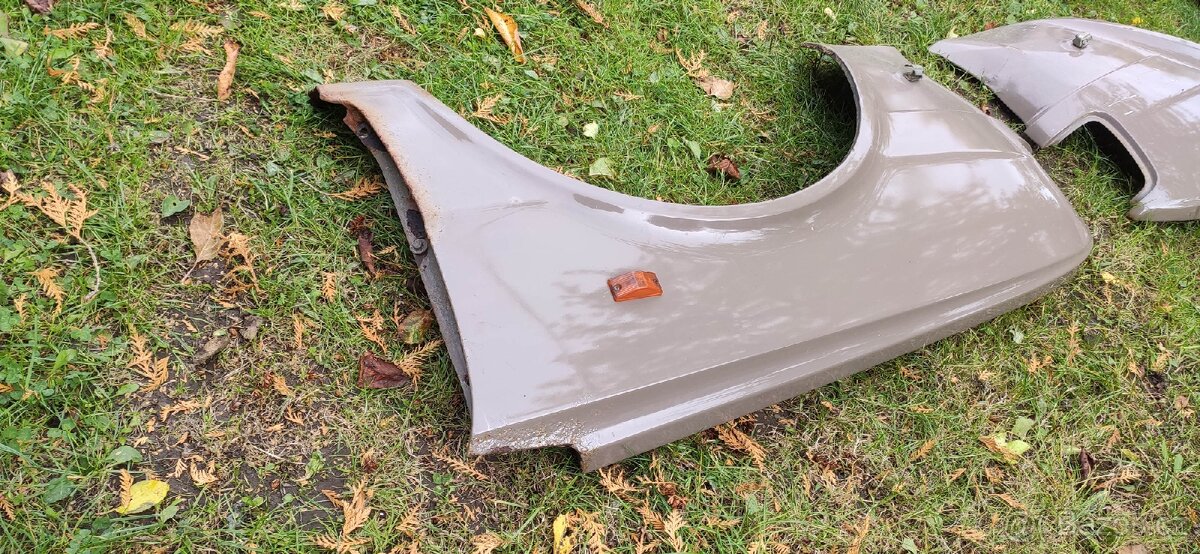 Přední blatníky škoda 120l - 9