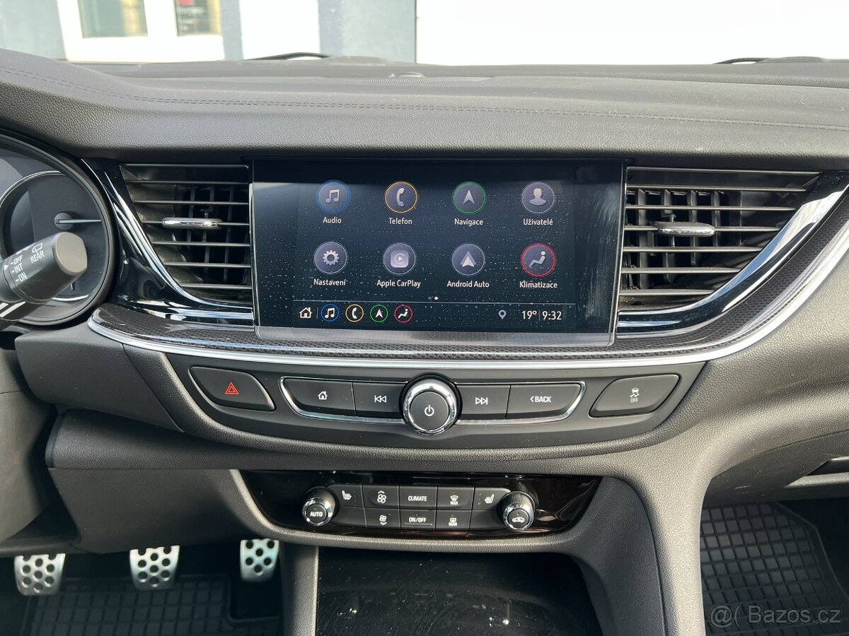 Opel Insignia 2.0CDTi 128kW GS-Line ST - 9