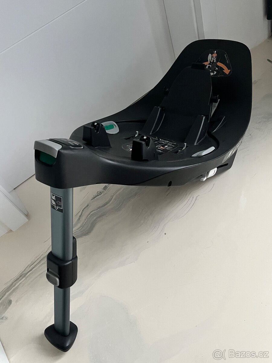 Autosedačka Cybex Sirona Z i-Size + ISOFIX základna - 9